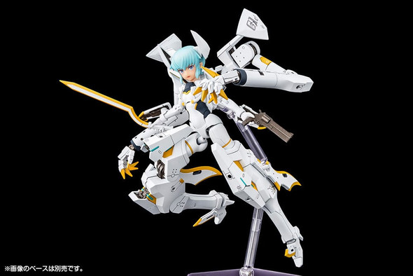 SU ORDINAZIONE Busou Shinki Plastic Model Kit Type Devil Strarf Repaint Color Version 20 cm