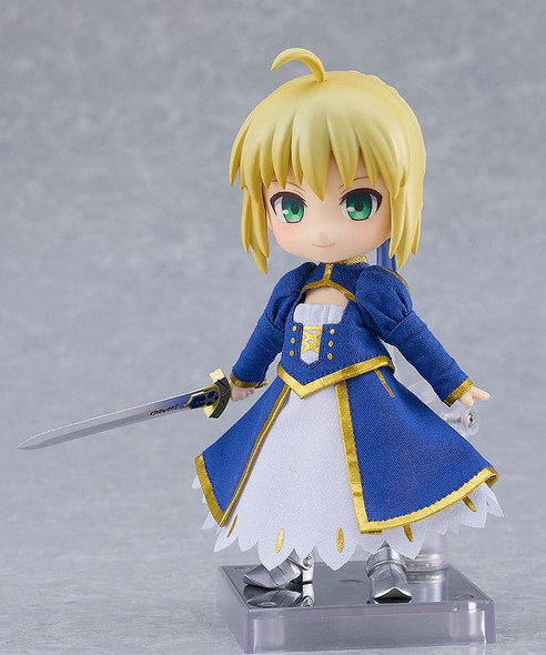 PREORDINE+ 01/2025 Nendoroid Doll Fate/Grand Order Action Figure Saber/Altria Pendragon 14 cm