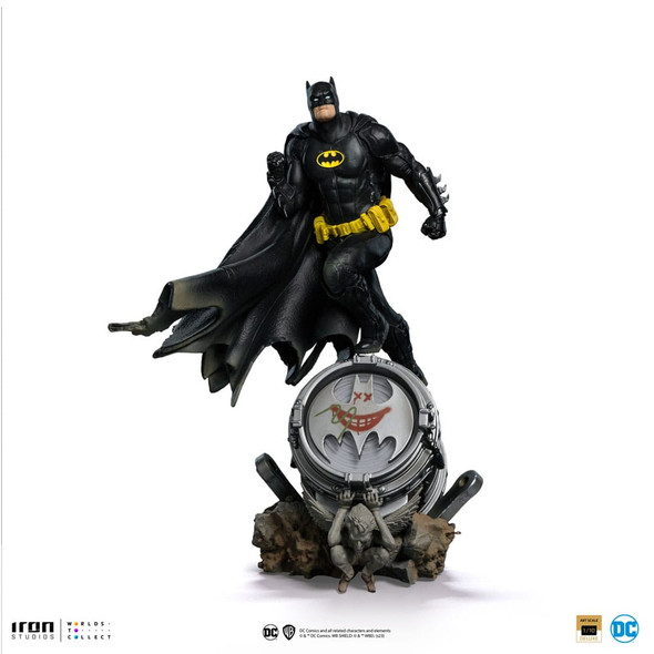 PREORDINE 08/2024 DC Comics BDS Art Scale Statue 1/10 Batman Deluxe (Black Version Exclusive) heo EU Exclusive 30 cm  (PREORDINE NON CANCELLABILE)