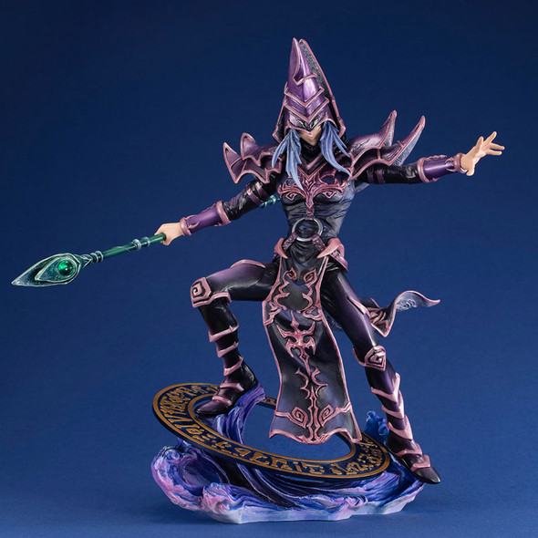 PREORDINE 05/2025 Yu-Gi-Oh! Art Works Monsters Statue Dark Magician The Fated Duel 23 cm (PREORDINE NON CANCELLABILE)