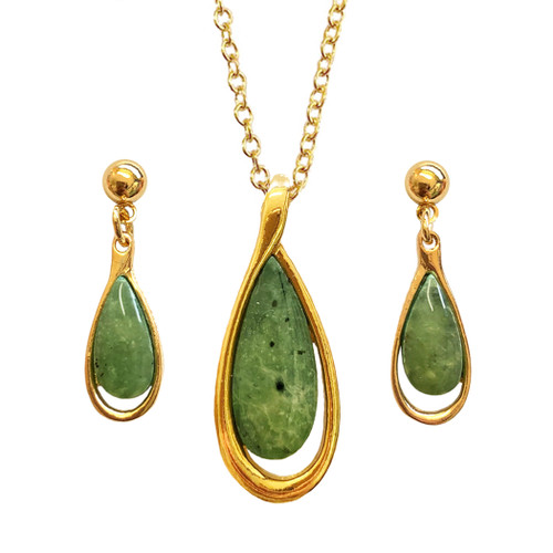 NZ Pounamu Pendant and Earrings Set Gold Plated