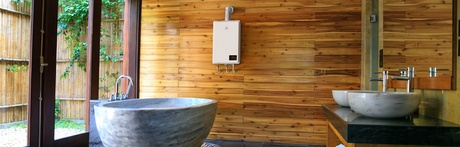 5 Reasons to Install a Tankless Hot Water Heater 