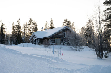 Cold Climate Ready: How Eccotemp Tankless Systems Handle Canadian Winters 