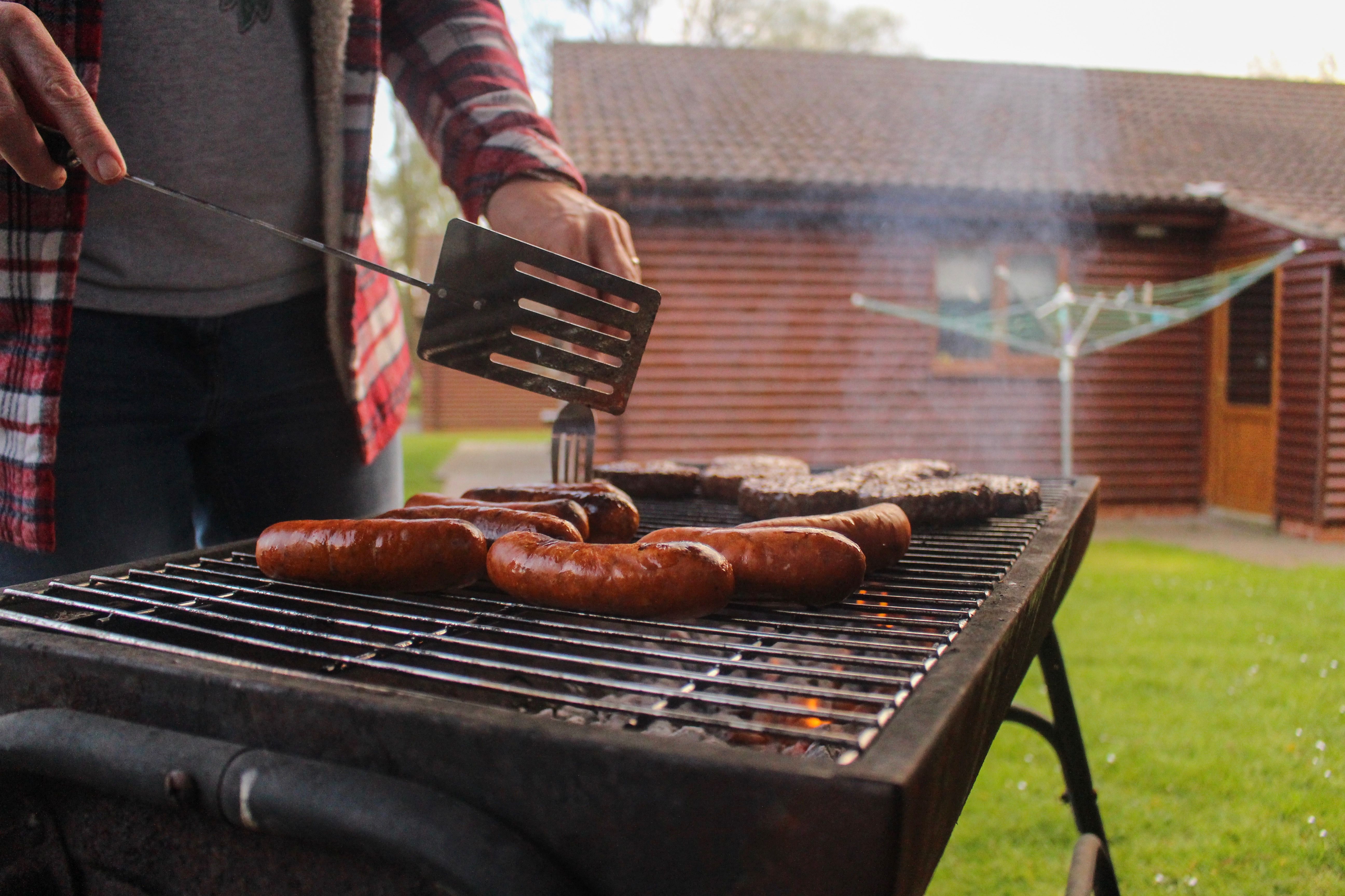 Summer BBQ + Outdoor Shower Combos: How Canadians Are Using Tankless Heaters Outside 