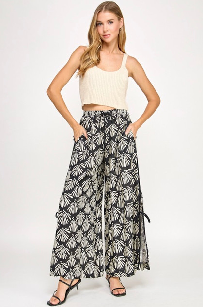 Leaf Print Wide Leg Pan