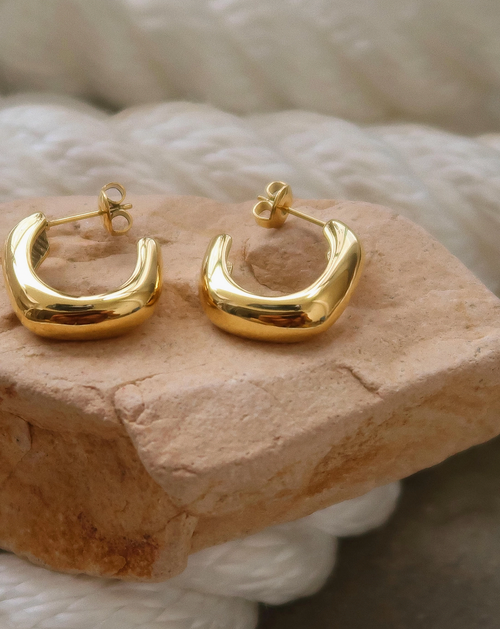Demi 18K Gold C Hoop Earring