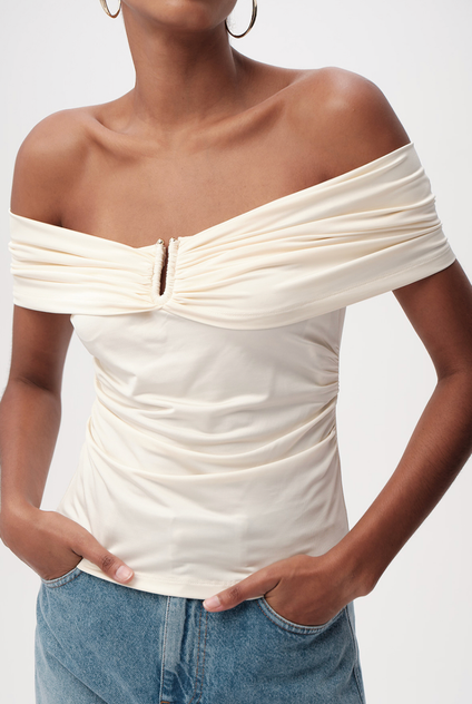 Artus K. Blouse