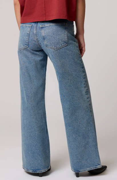 Sandy Classic Denim