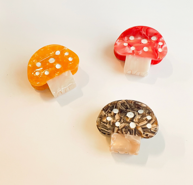 Alice Cute Mushroom Clip