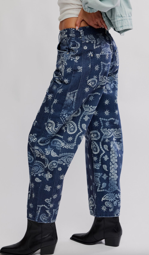 Good Luck Printed Barrel Jean