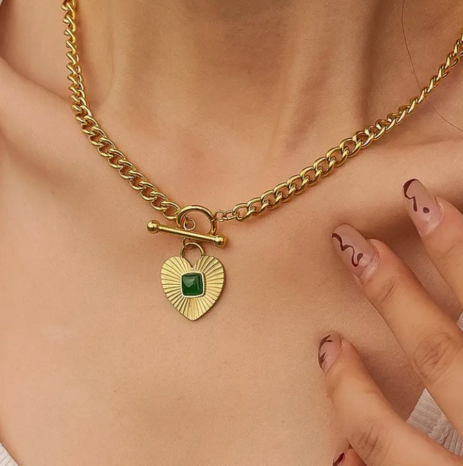 Après 18K Gold Heart Necklace