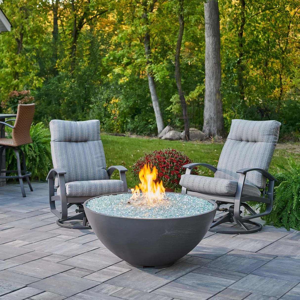 Outdoor Greatroom Cove Edge Fire Pit Bowl
