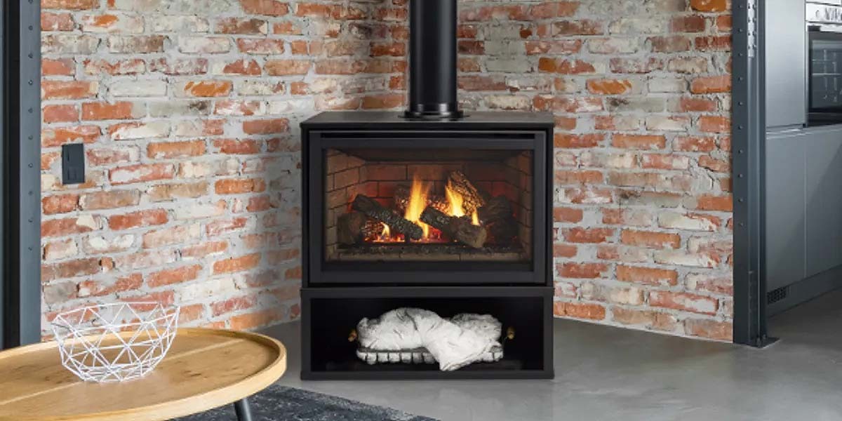 Majestic Trilliant 30 Inch Free Standing Direct Vent Gas Fireplace
