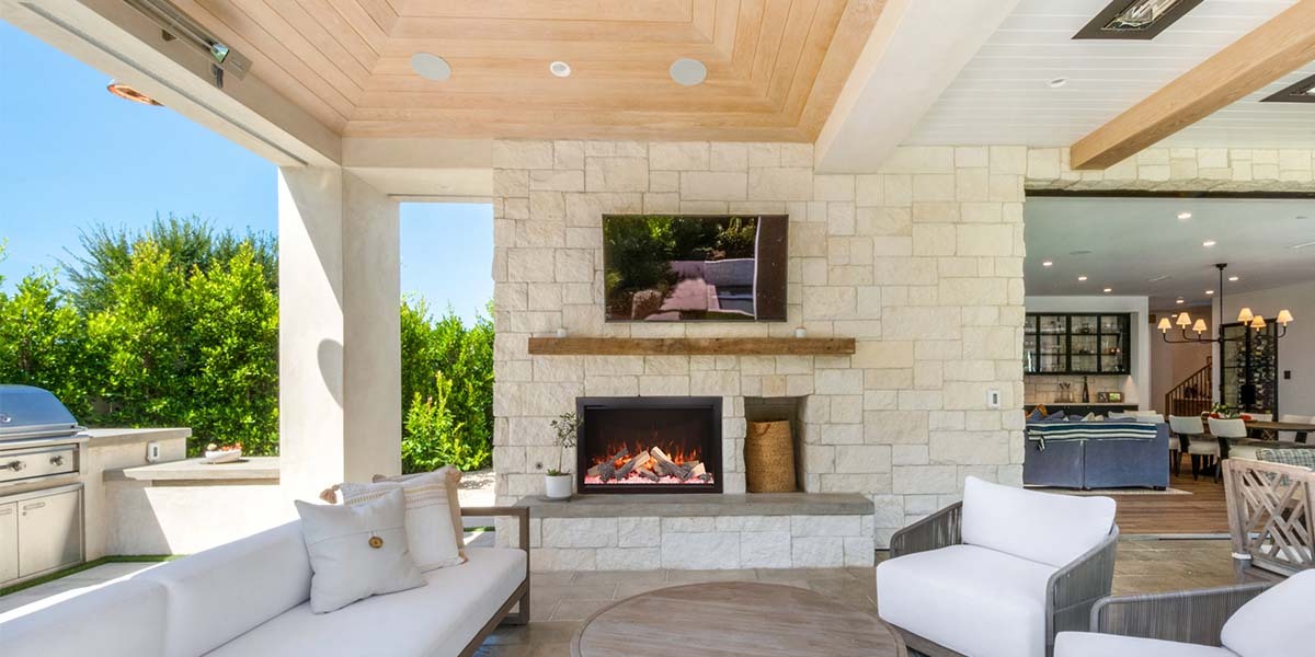 Amantii Traditional Bespoke - 48" Indoor/Outdoor Electric Fireplace