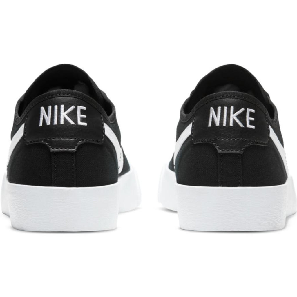 Nike SB BLZR Court (Black/White) 