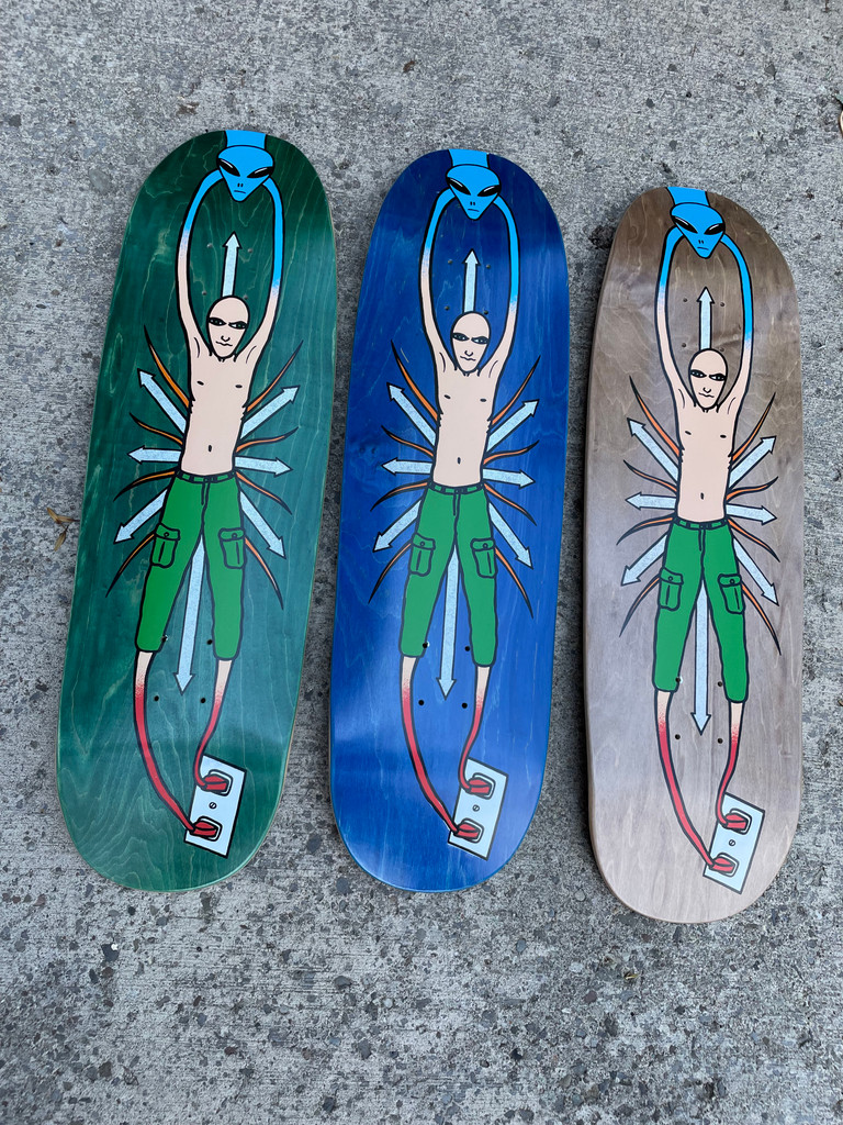 **Flash Sale** New Deal Vallely Alien Old School Reissue Deck Screened