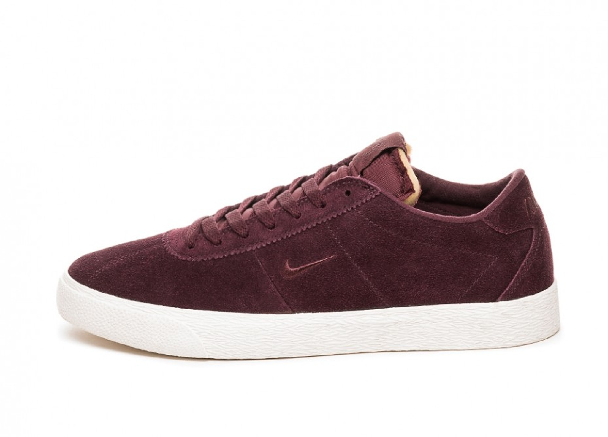 burgundy nike skate shoes