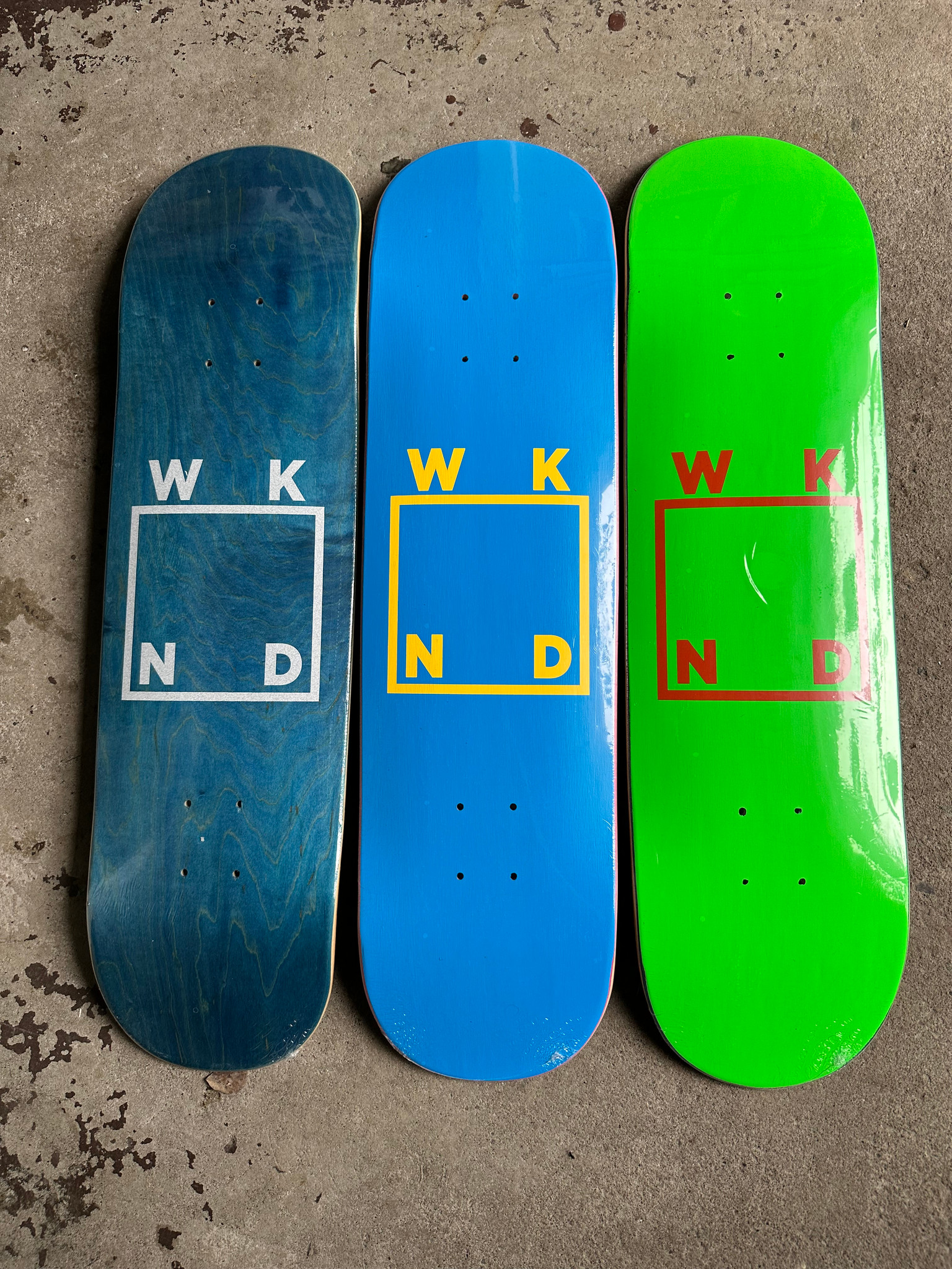 WKND Team Logo Deck 8.25