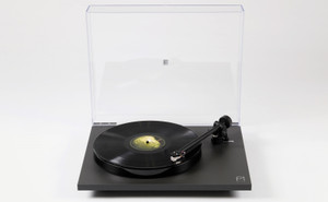 Rega Planar 1 Plus Turntable with Rega Carbon cartridge Rega Planar 1 Plus Turntable with Rega Carbon cartridge