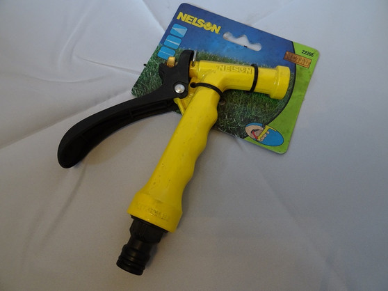 Garden Spray Gun with Jet Nozzle for Lawn Grass Watering and Borders 2220E