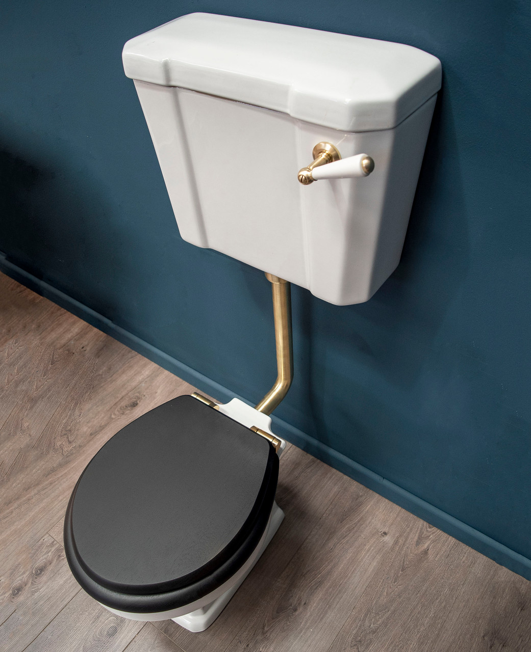 Chatsworth Traditional Low Level Toilet with Wall Brackets - Excludes
