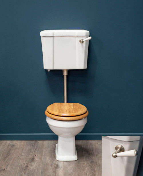 Carlton low level toilet suite with astonite flushpipe and lever