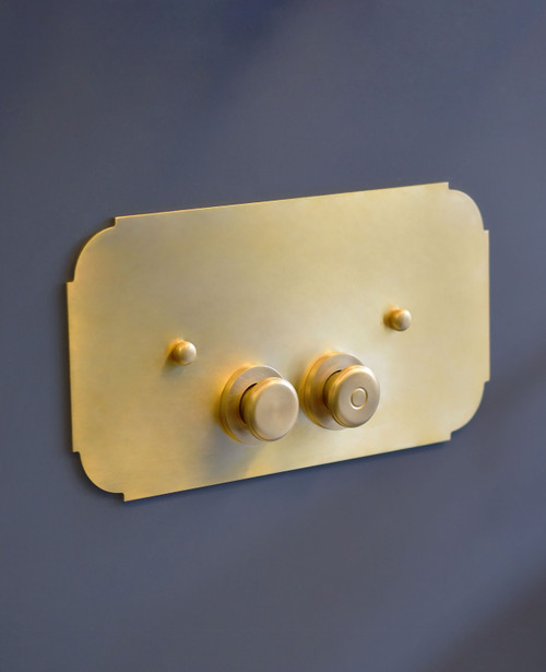 Axis GTS dual flush plate scuffed brass