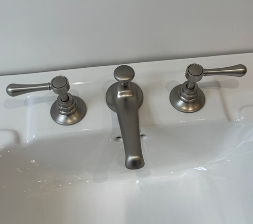 Astonian Signature  Lever 3-hole basin mixer- Brushed Nickel Astonian Signature  Lever 3-hole basin mixer- Brushed Nickel