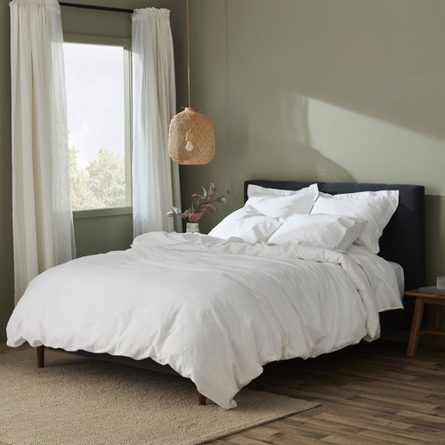 Silk & Snow Relaxed Linen Sheet Set - Thumbnail 5