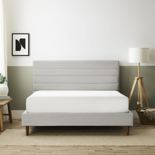Silk & Snow Horizontal Tufted Bed