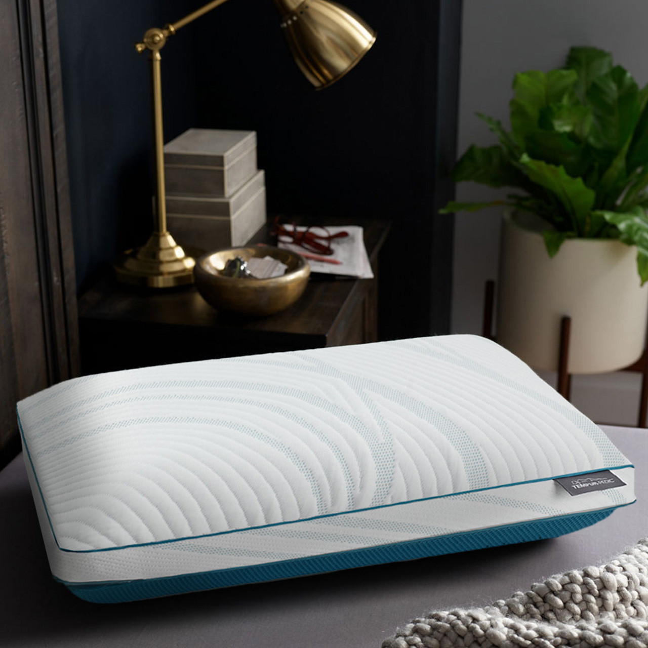 Tempur Adapt™ Side Pillow Tempur Adapt™ Side Pillow