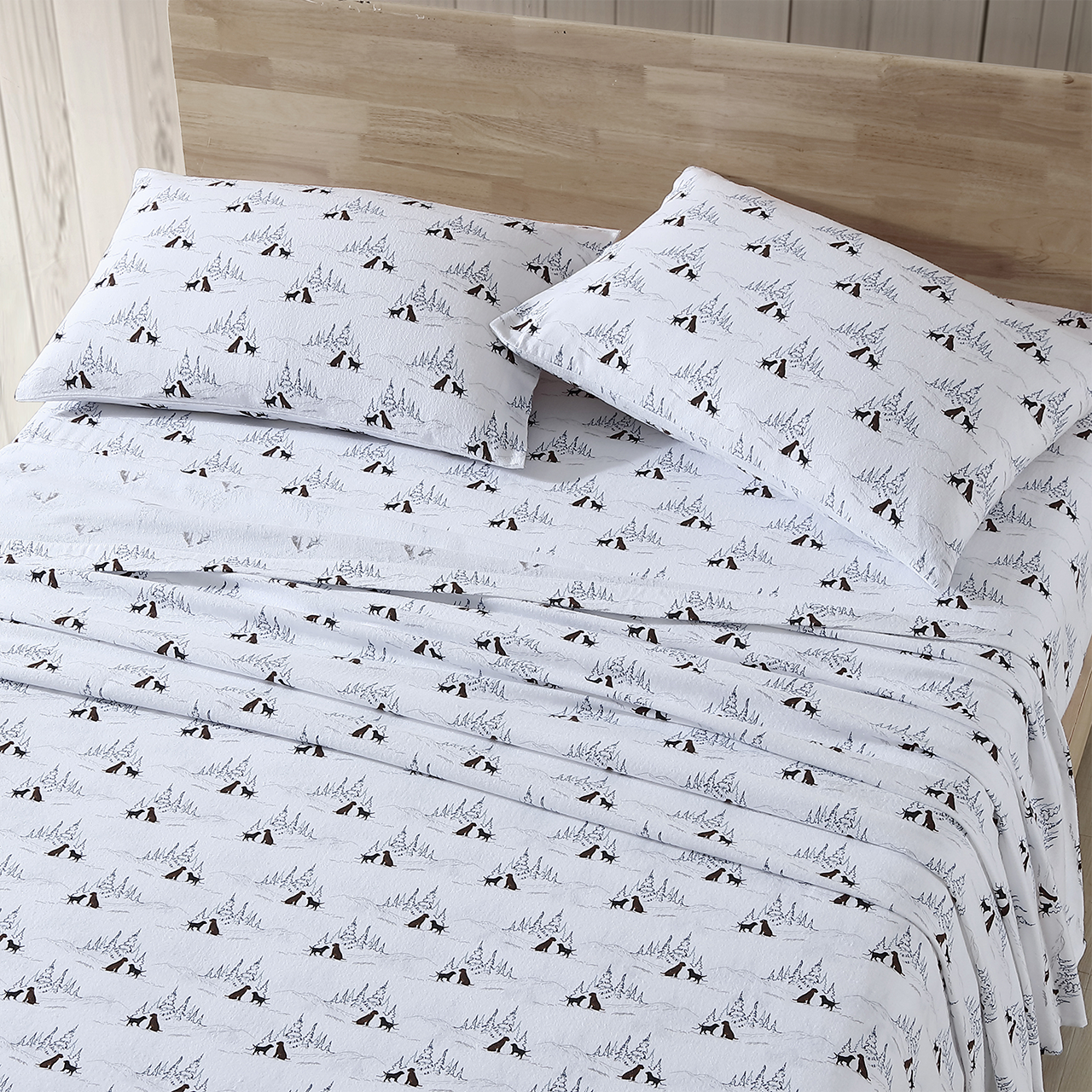 Eddie Bauer Dog Friends Flannel Sheet Set