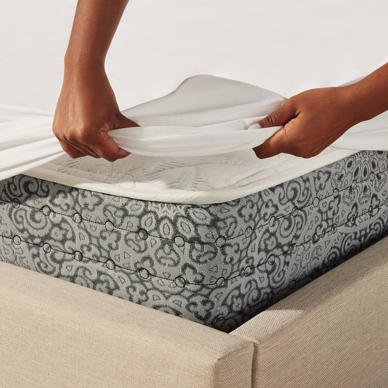 Refresh-Mattress-Protector