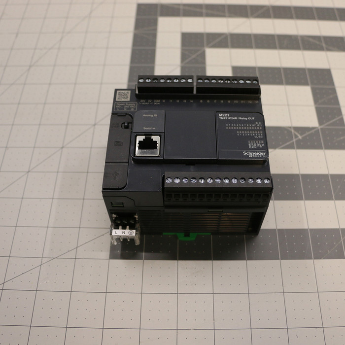 PLC, 14 IN,10 OUT, DC IN, (PROVIDE PROGRAM NAME) PLC, 14 IN,10 OUT, DC IN, (PROVIDE PROGRAM NAME)