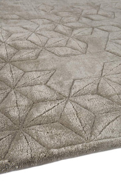 Star Silk Round by Helen Amy Murray - Close-up