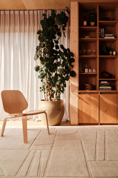Edo Porcelain Rug by The Rug Company - roomset image