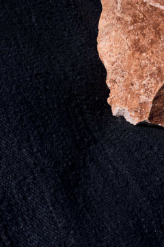 Flatweave Handcarded Wool Midnight - detail insitu