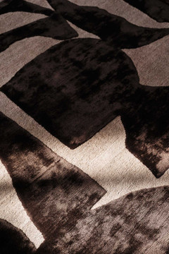 Spire Ember by Kelly Wearstler - closeup incidental