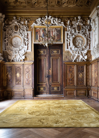 Empress Gold by Guo Pei roomset