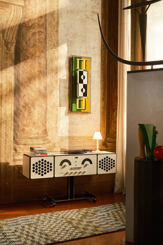 Axis Lake Runner by Paul Smith - roomset
