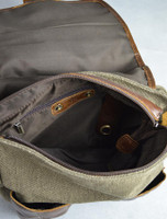 Bag Detail Traditional Tweed & Leather Single Buckle Bag Bag Detail Traditional Tweed & Leather Single Buckle Bag