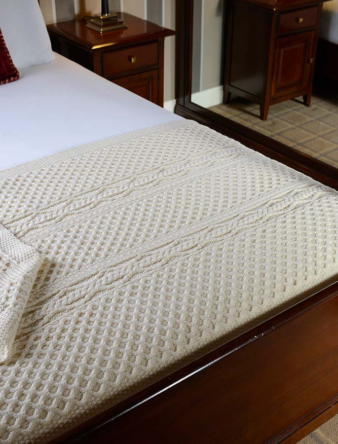 Hayes Clan Aran Throw