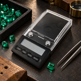 20g x 0.001g vs 100g x 0.01g Scale: Capacity and Precision Compared