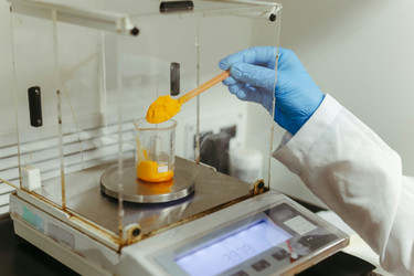 Best Precision Scale for Baking Yeast: Features That Matter
