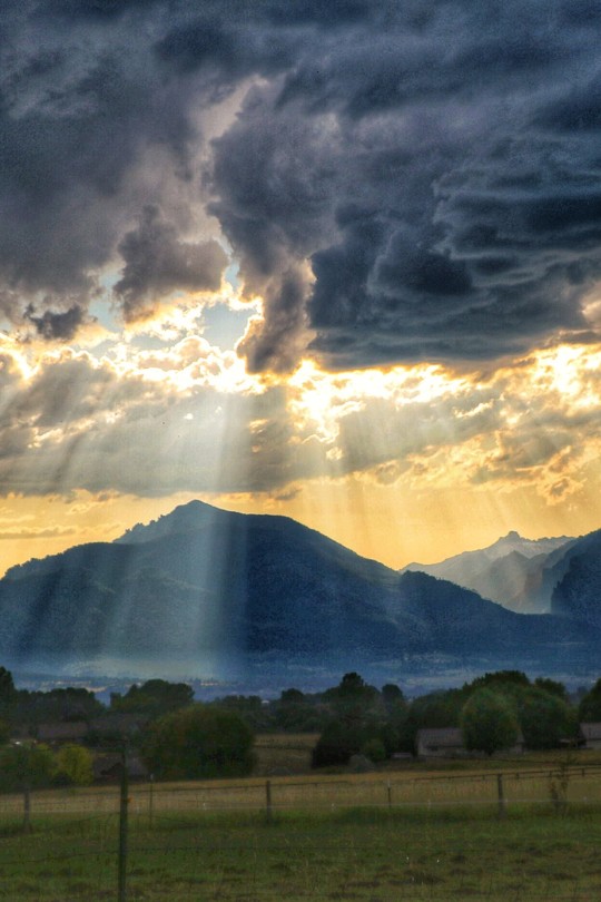 Based out of Big Sky Montana, underneath breathtaking views of Bitterroot Brass Mountain Range.