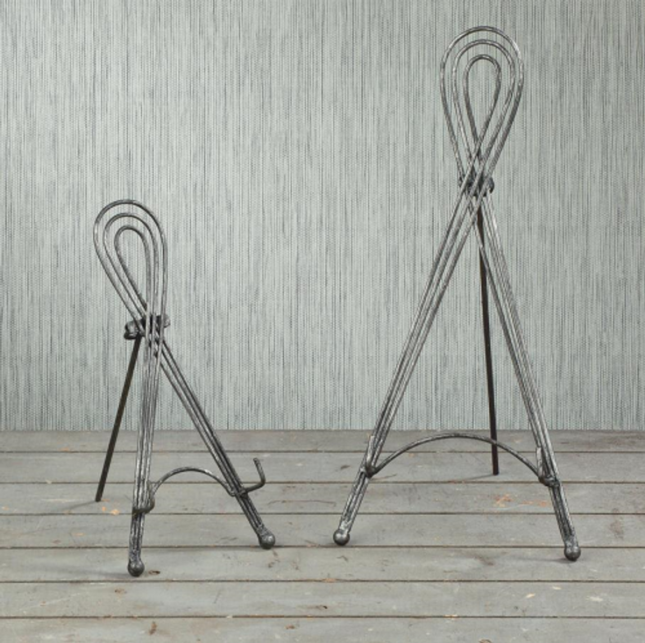 Tripar Black Metal Floor Easel