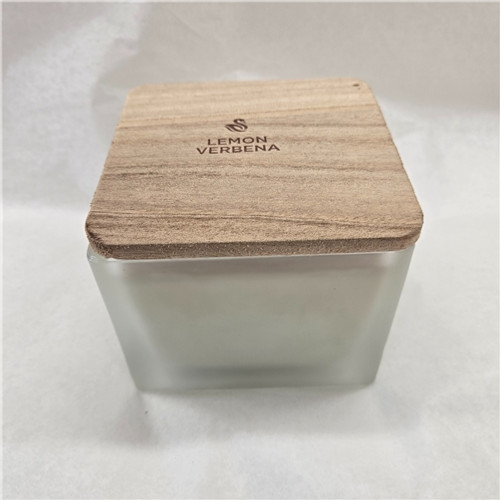 Summer Blossoms Square Glass Candle Lemon Verbena by Swan Creek Summer Blossoms Square Glass Candle Lemon Verbena by Swan Creek