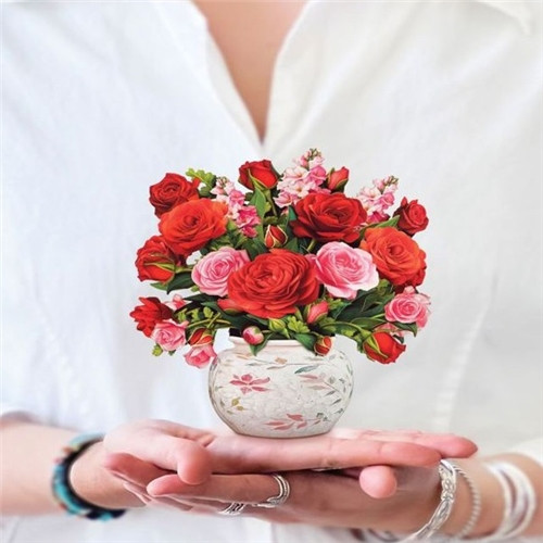 FRESHCUT PAPER Mini Blooming Roses