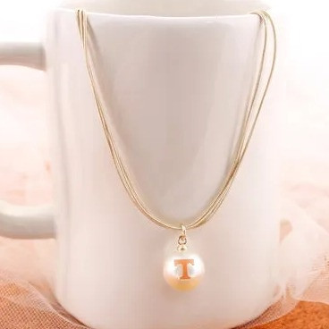 18” Tennessee Gold & Pearl Logo 3-Strand Necklace