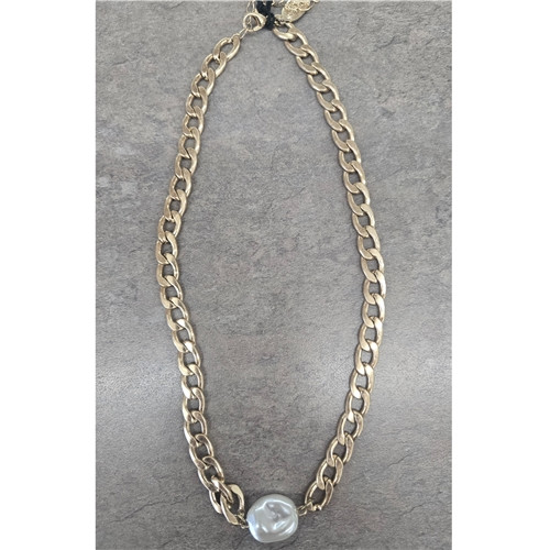 Gold Maggie Baroque Pearl & Curb Chain Necklace